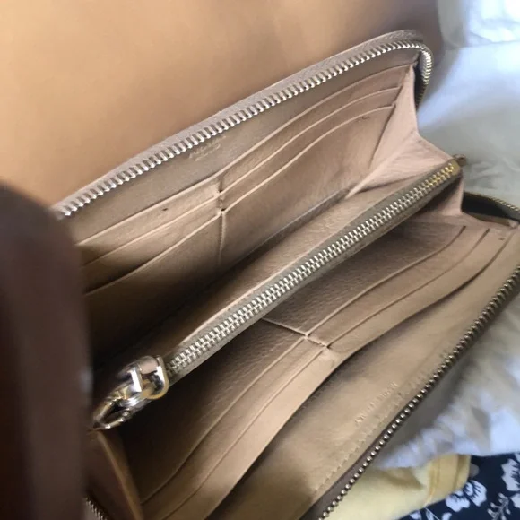 Prada nude/tan color very soft leather and with matching wallet tan leather. - Picture 8 of 8